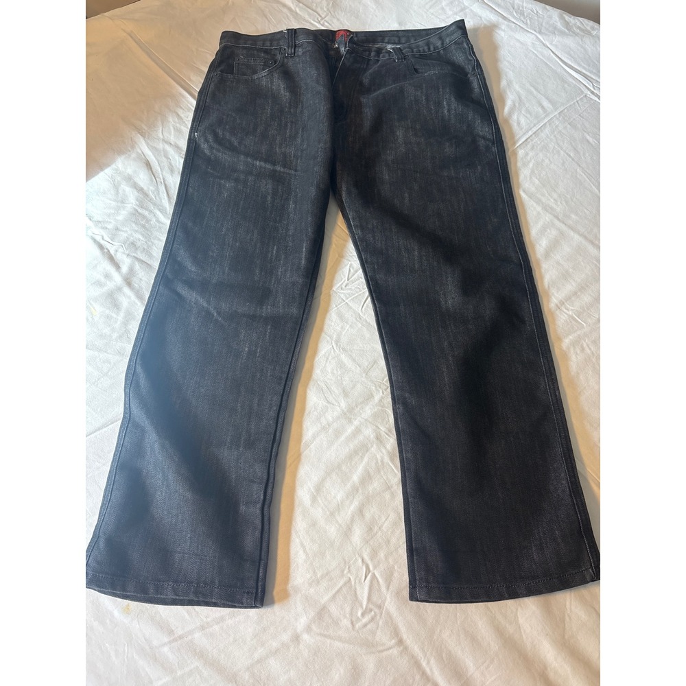 Rocawear Jeans Mens 40x32 Black Straight Leg Denim Pant( BUTTON MISSING IN FRONT